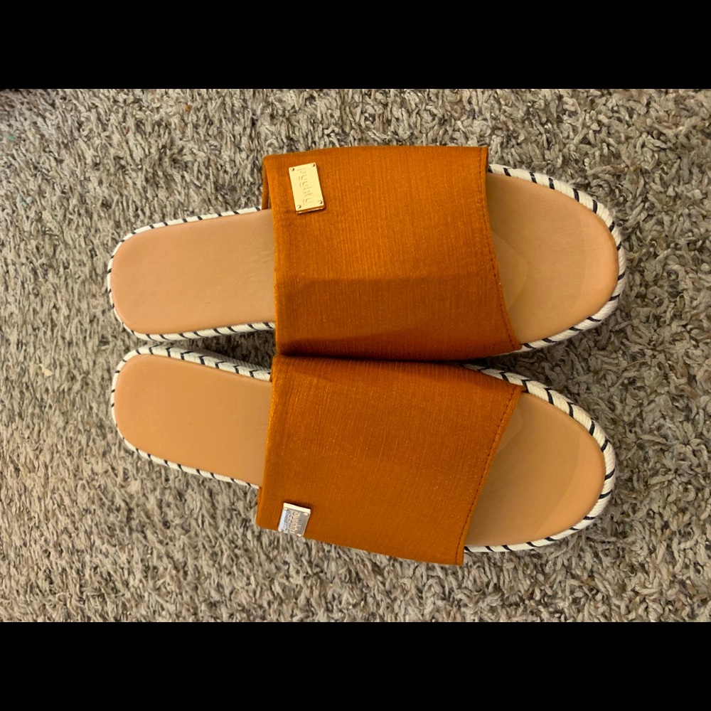 Puuhtu Brand Sandals